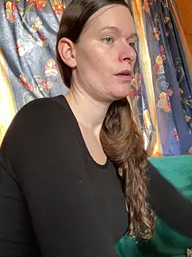 Midnight Munch online show from April 27, 9:18 am