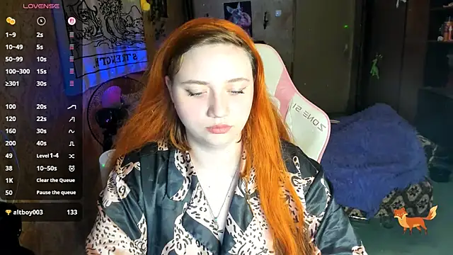 Snapshot of shamy_lily chatting on April 21, 8:34 pm shamy lily online show from April 21, 8:34 pm