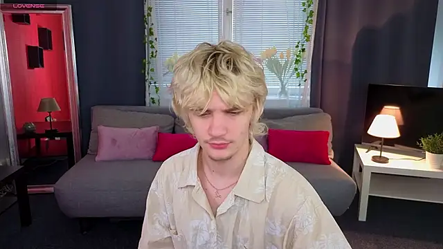 JameMiller online show from March 10, 7:13 am