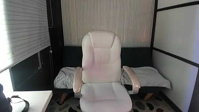 lorraineHunter online show from April 20, 12:52 pm