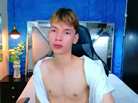 Liam Green1 online show from February 28, 2:40 pm