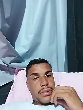 Jmartinss69 online show from May 16, 11:57 pm