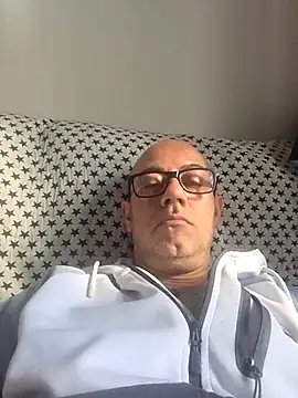 pareja47 online show from April 24, 8:17 am