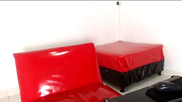 valeryskinnyvagi online show from April 19, 12:33 am