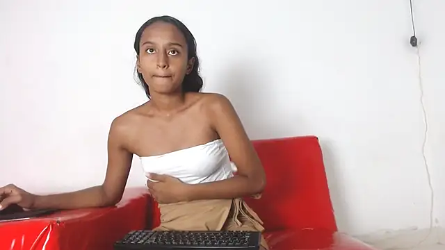 valeryskinnyvagi online show from April 26, 12:08 am