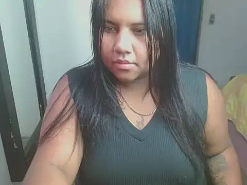 Snapshot of naomyandpablot chatting on May 26, 9:33 pm naomyandpablot online show from May 26, 9:33 pm