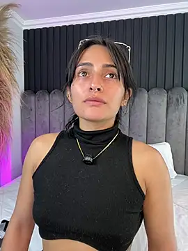 Nanda vixen  online show from March 24, 11:21 pm