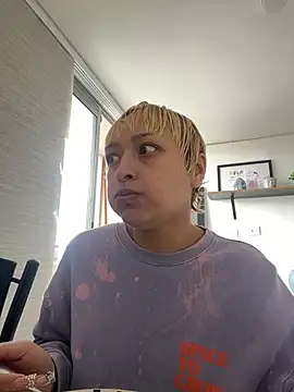  AbbyIce online show from July 1, 3:01 pm