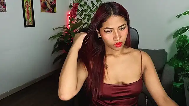 ChloeLombardi  online show from July 11, 3:04 pm