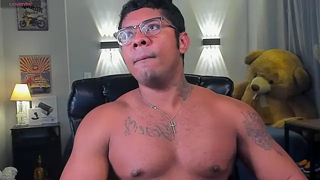 LEOHRDZ online show from February 15, 11:34 pm