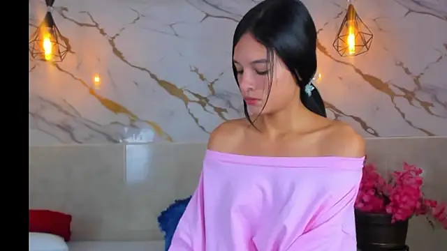 camiifox  online show from April 21, 6:12 pm