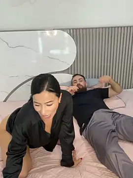 Snapshot of hotcouplexx1 chatting on February 25, 2:32 am hotcouplexx1 online show from February 25, 2:32 am