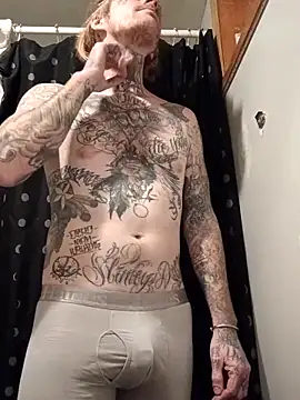 Papabear6122 online show from February 13, 5:03 am