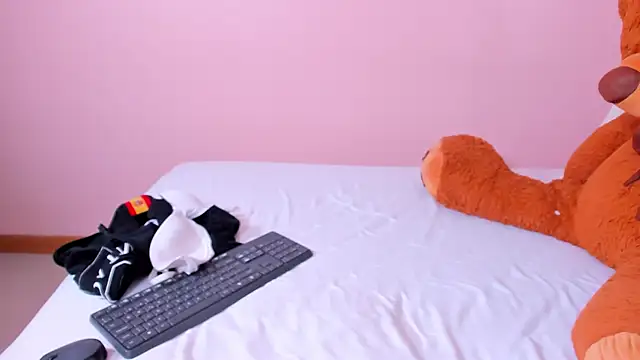 violeta rodriguezz online show from April 21, 5:06 pm