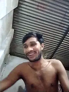 Snapshot of collboy8166 chatting on May 12, 5:32 pm collboy8166 online show from May 12, 5:32 pm