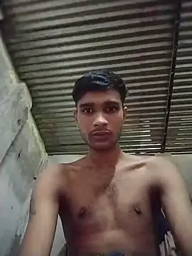 Snapshot of collboy8166 chatting on May 23, 7:24 am collboy8166 online show from May 23, 7:24 am