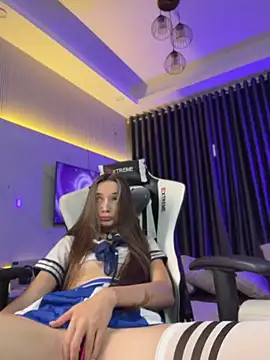 AnnyShore online show from May 15, 11:01 pm