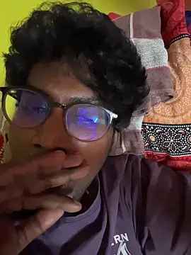 Snapshot of chennai_sexyboy chatting on March 10, 3:28 pm chennai sexyboy online show from March 10, 3:28 pm