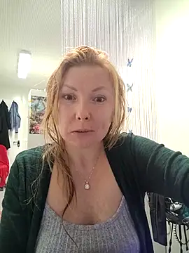 JenyJanys online show from March 5, 8:49 pm