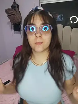 its lauu  online show from February 7, 11:52 pm