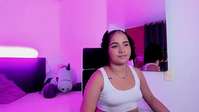  zara rosse online show from February 22, 12:01 am