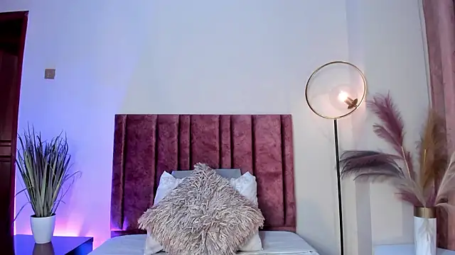 AndraCyruss online show from February 17, 11:33 pm