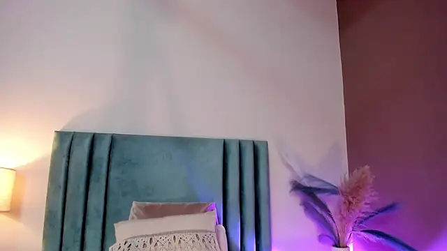 AndraCyruss online show from February 21, 12:22 am