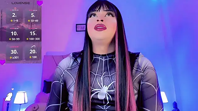 Danna xz online show from April 12, 3:50 pm