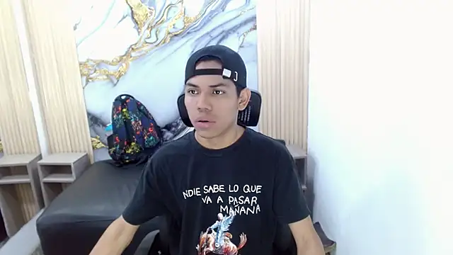 DaviidBuckx  online show from June 5, 2:29 am