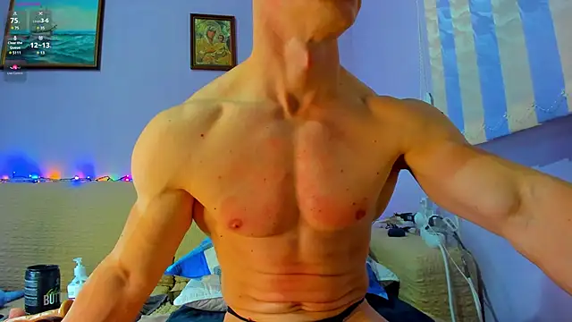 Shestifold  online show from December 11, 5:48 pm