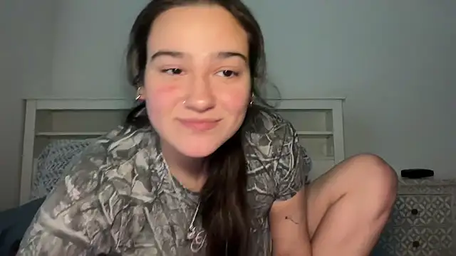 Snapshot of anitayurmoniii chatting on May 1, 10:25 pm anitayurmoniii online show from May 1, 10:25 pm