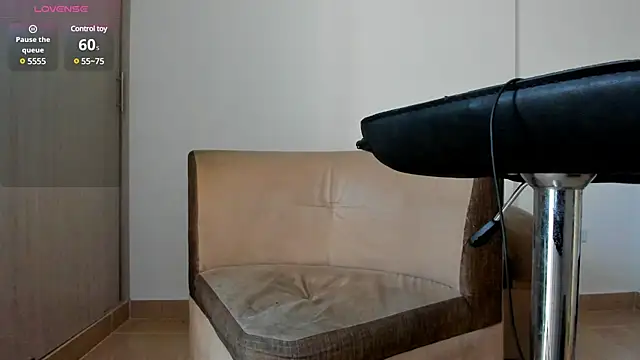 jhustin marcius online show from December 17, 10:11 pm