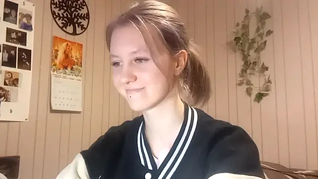 RunawayBr1de online show from March 2, 3:19 pm