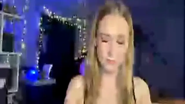 amily sunray online show from April 21, 3:28 pm