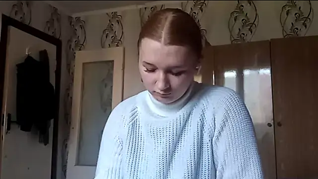 ChantayCambronne online show from April 22, 2:18 pm