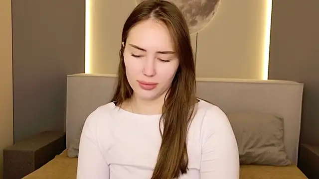 Arielle Vade online show from March 26, 5:24 am