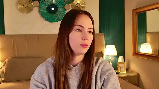 Arielle Vade online show from April 18, 5:44 am