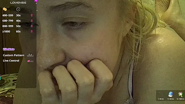 CurvyWild Lady30 online show from March 8, 1:14 am