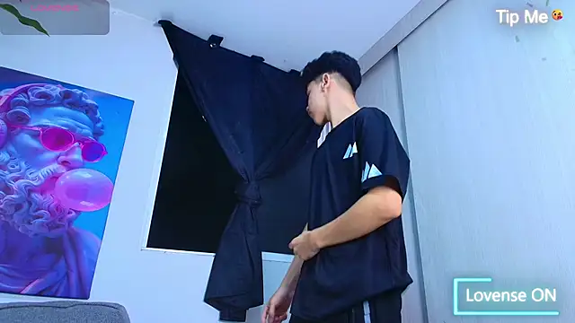 Gael moon  online show from March 10, 5:45 am