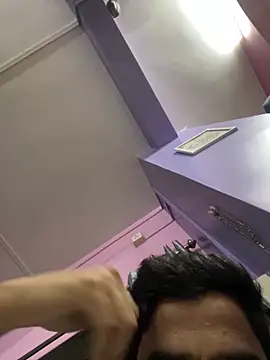 hassuniii online show from February 14, 9:22 pm