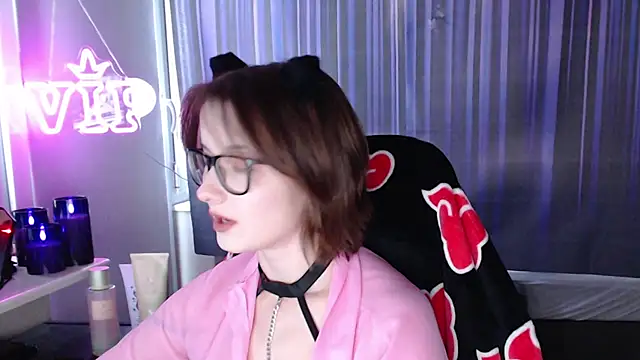 LunaXcherry online show from July 13, 5:38 pm