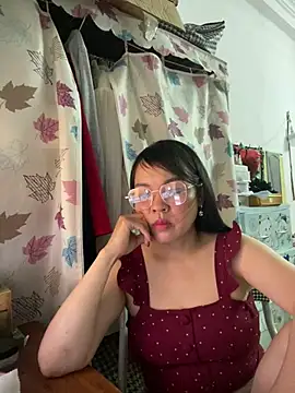 Strawberry-wet online show from March 21, 5:45 am