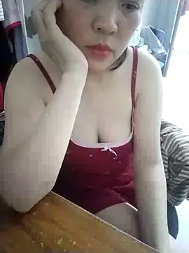 Strawberry-wet online show from April 25, 5:43 am