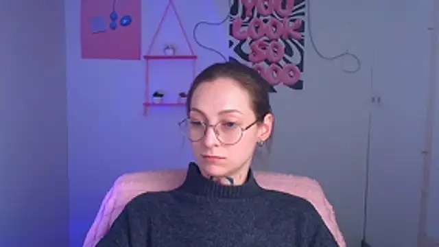 Esmi Winter online show from April 23, 12:29 pm