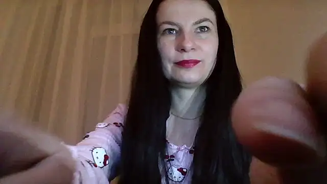 Clover Shine online show from February 17, 6:47 pm