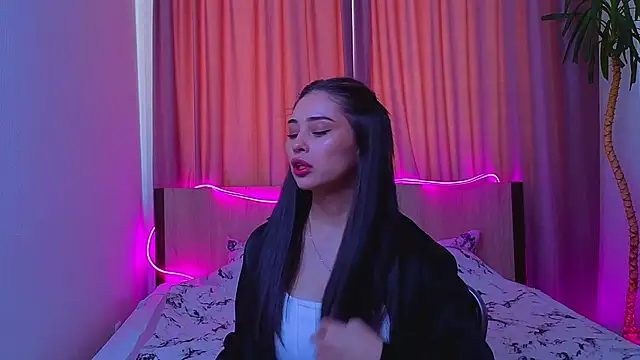 Sofia Plump online show from February 11, 9:36 am