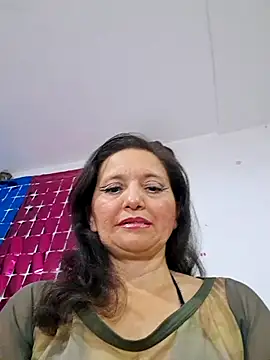 Alexamontiel  online show from March 25, 11:00 pm