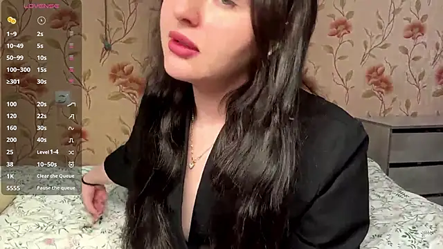 charmybae online show from March 9, 3:05 pm