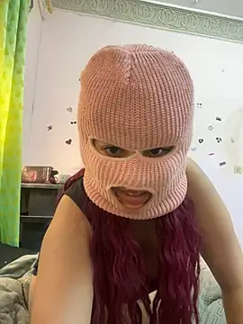 Snapshot of faettaa chatting on March 2, 2:35 pm faettaa online show from March 2, 2:35 pm