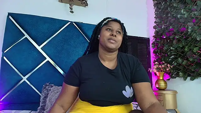 AlexaRousse4u online show from April 18, 2:59 am